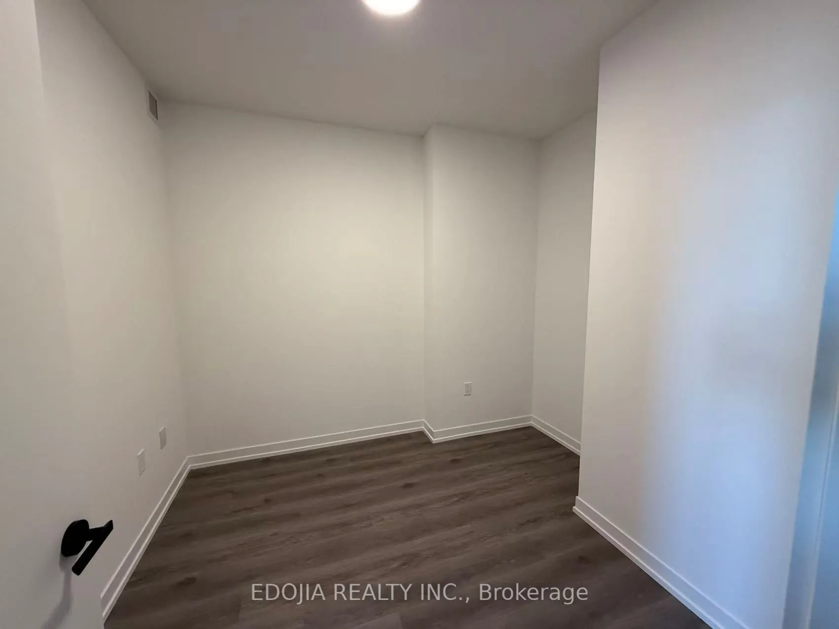 28 Interchange Way, #3309