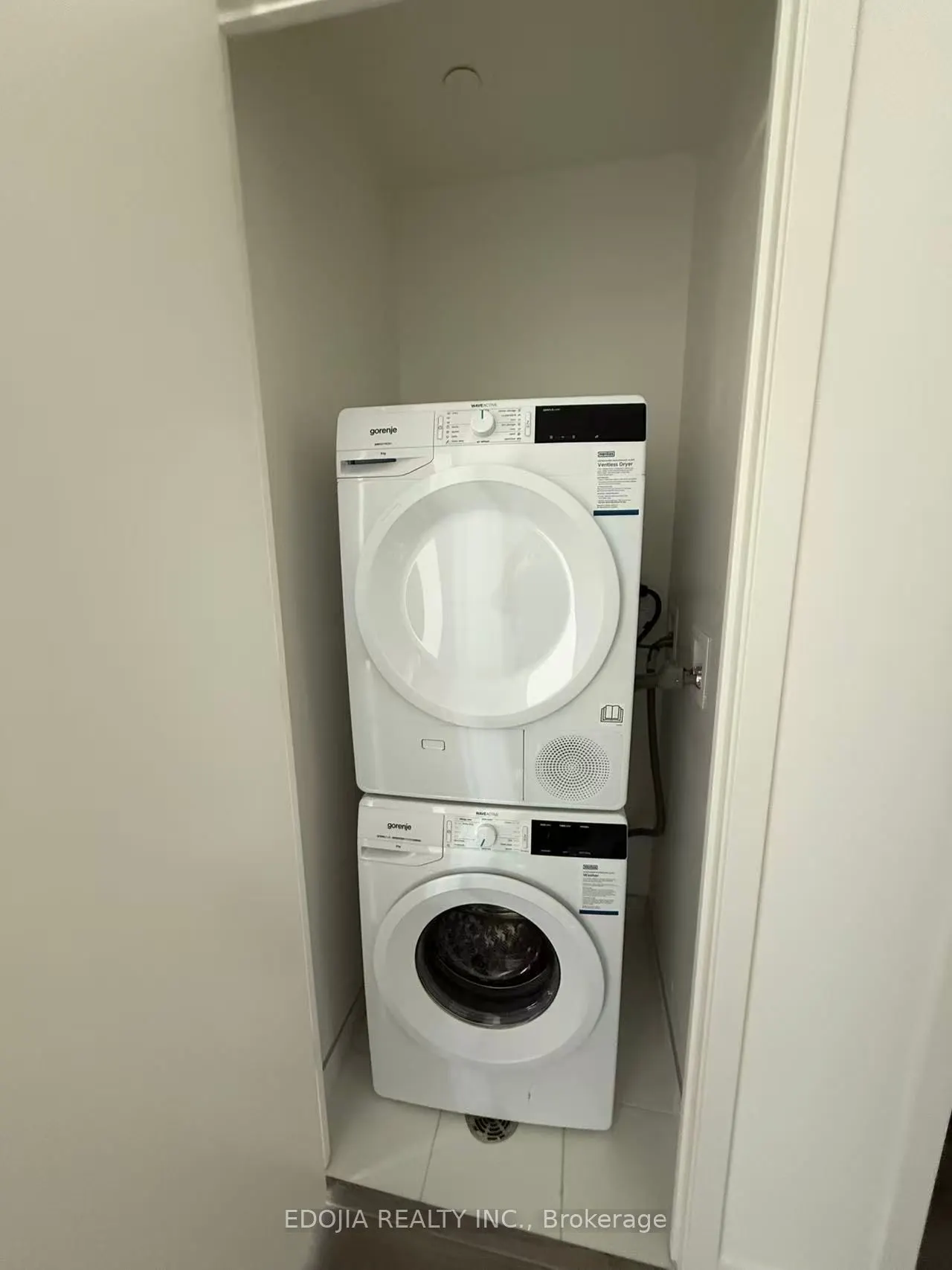 28 Interchange Way, #3309