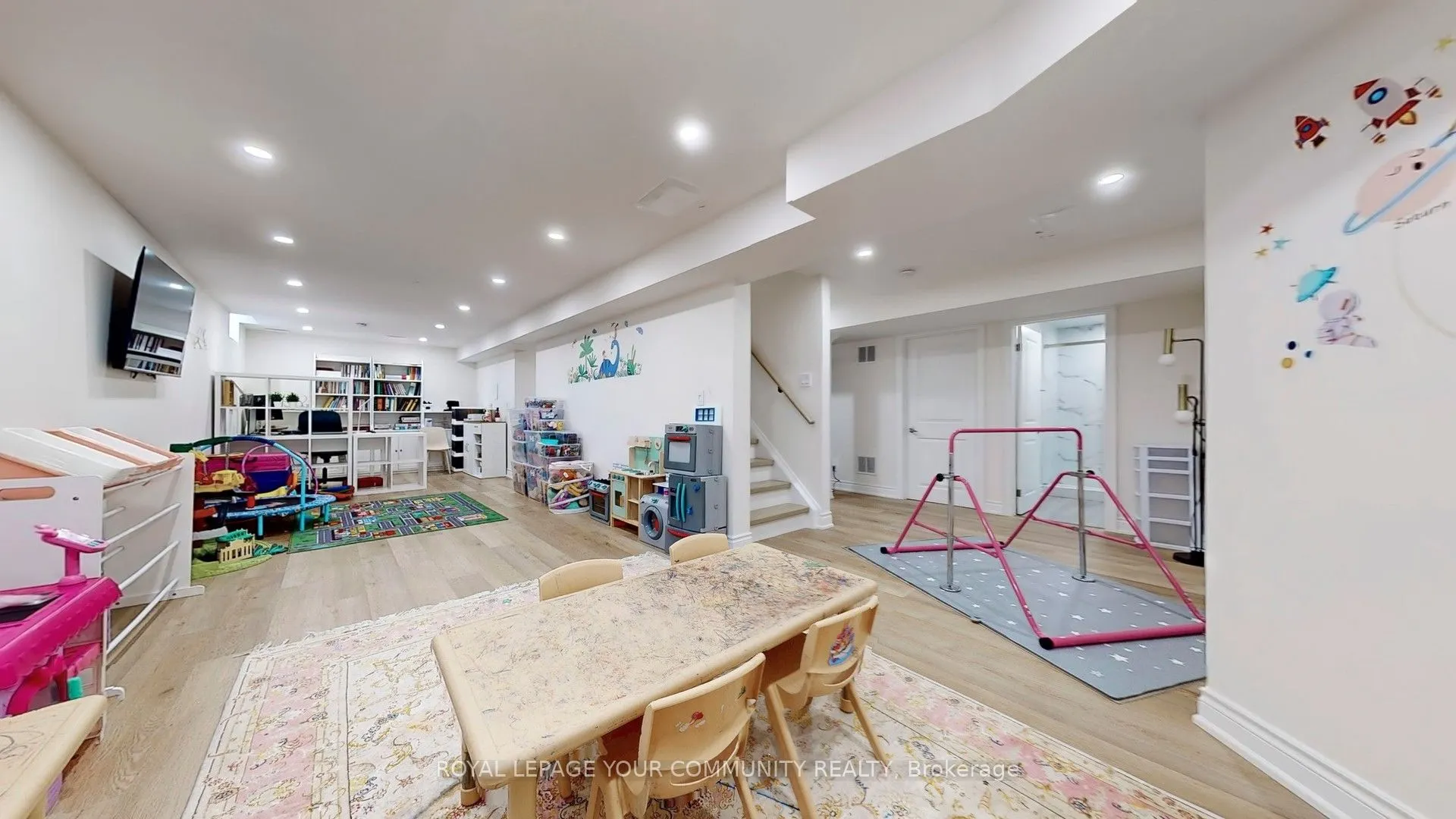 172 Humberland Drive