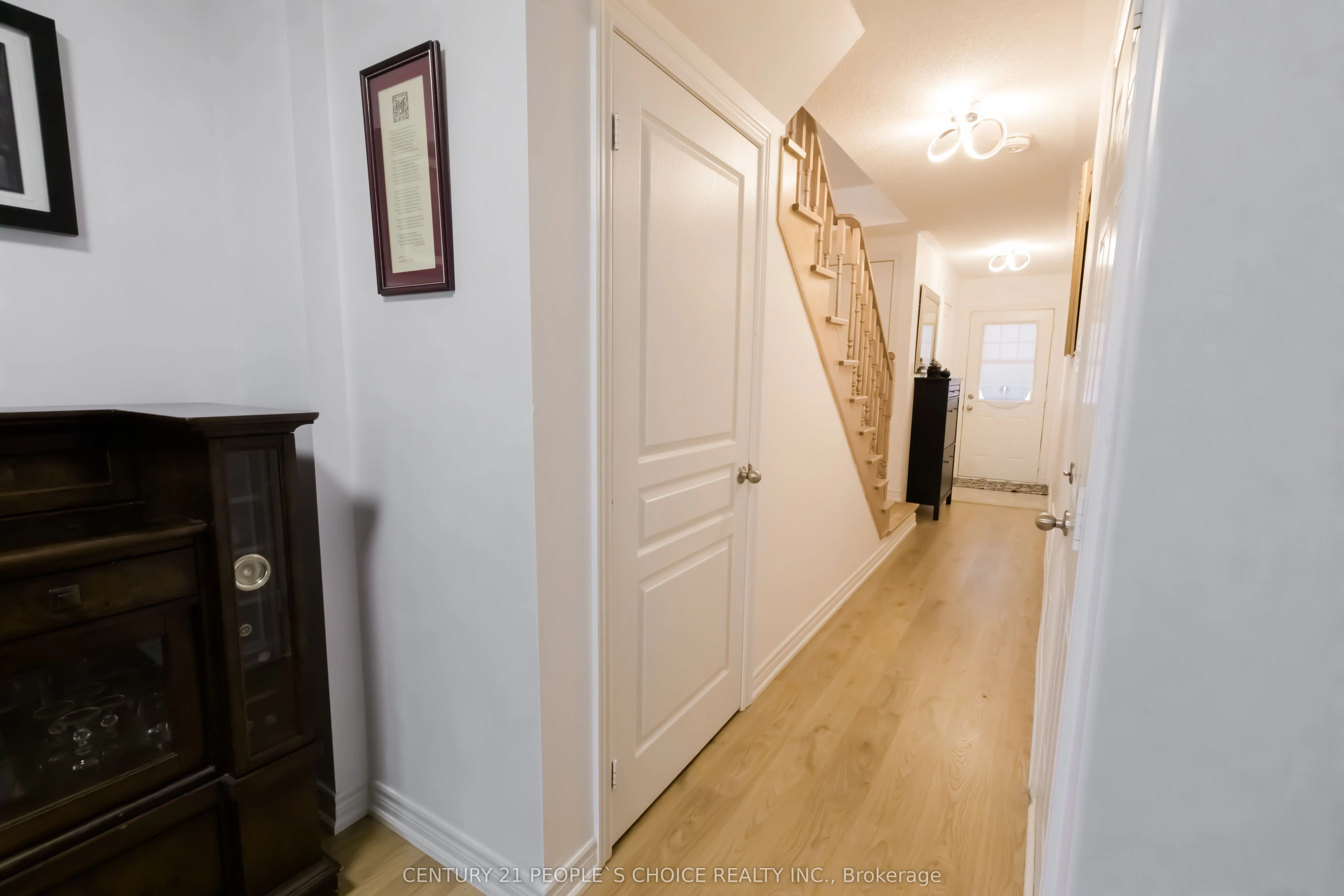 102 Roy Grove Way