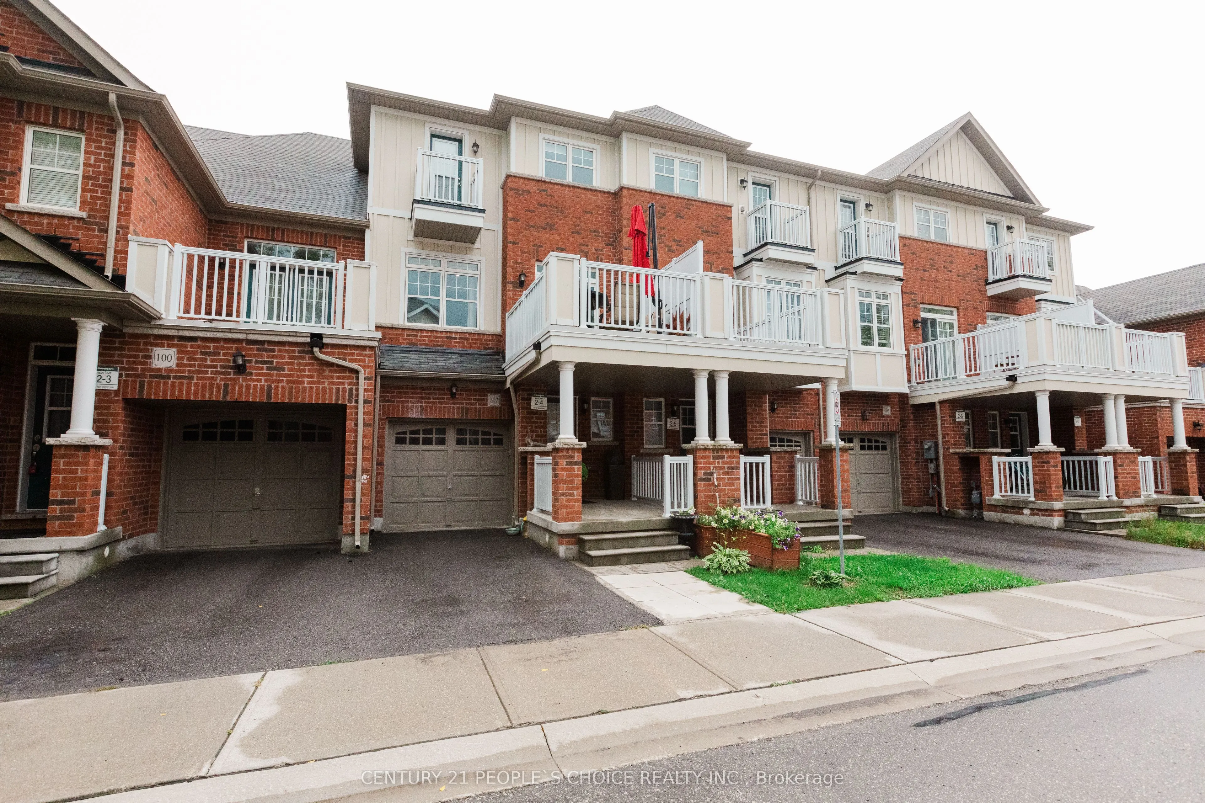 102 Roy Grove Way