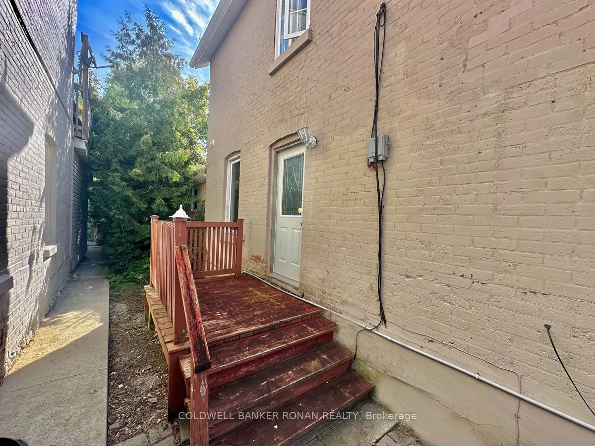 284 Main Street