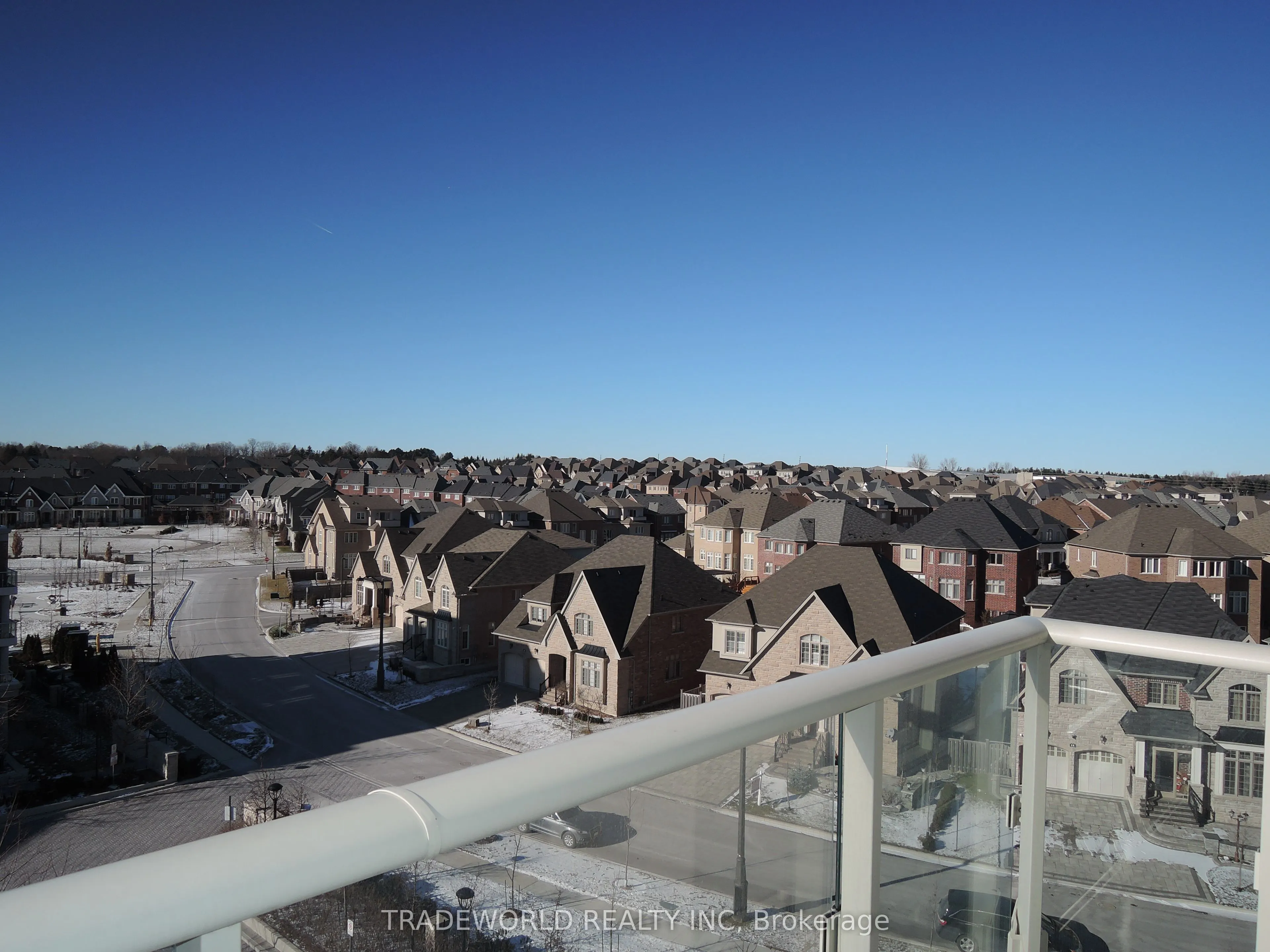 15 Stollery Pond Crescent, #808