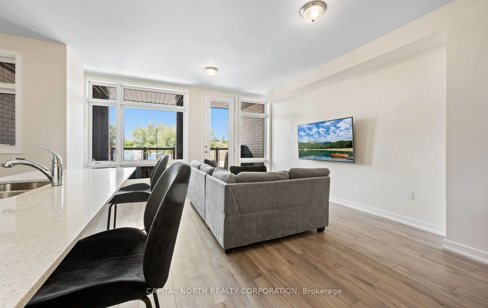 33 Kintall Way