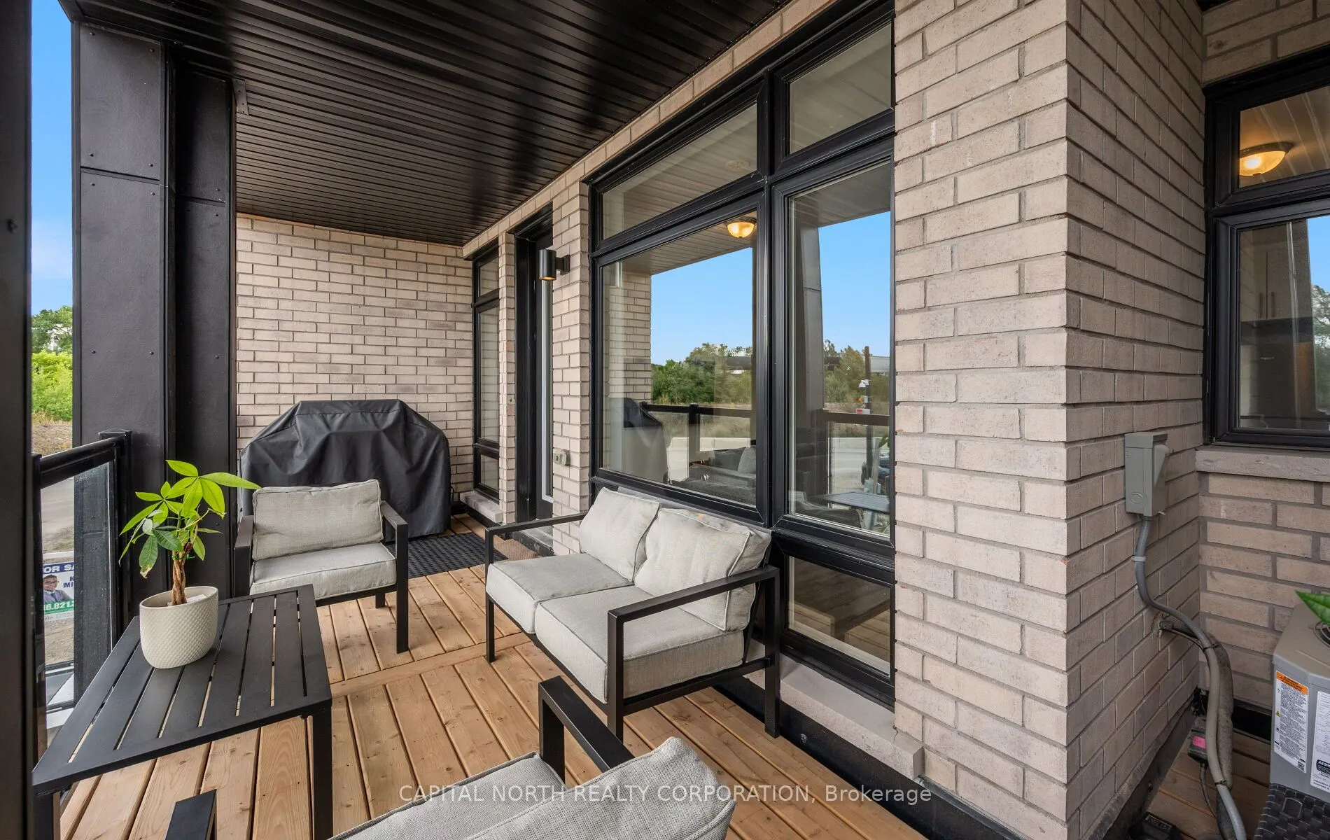 33 Kintall Way