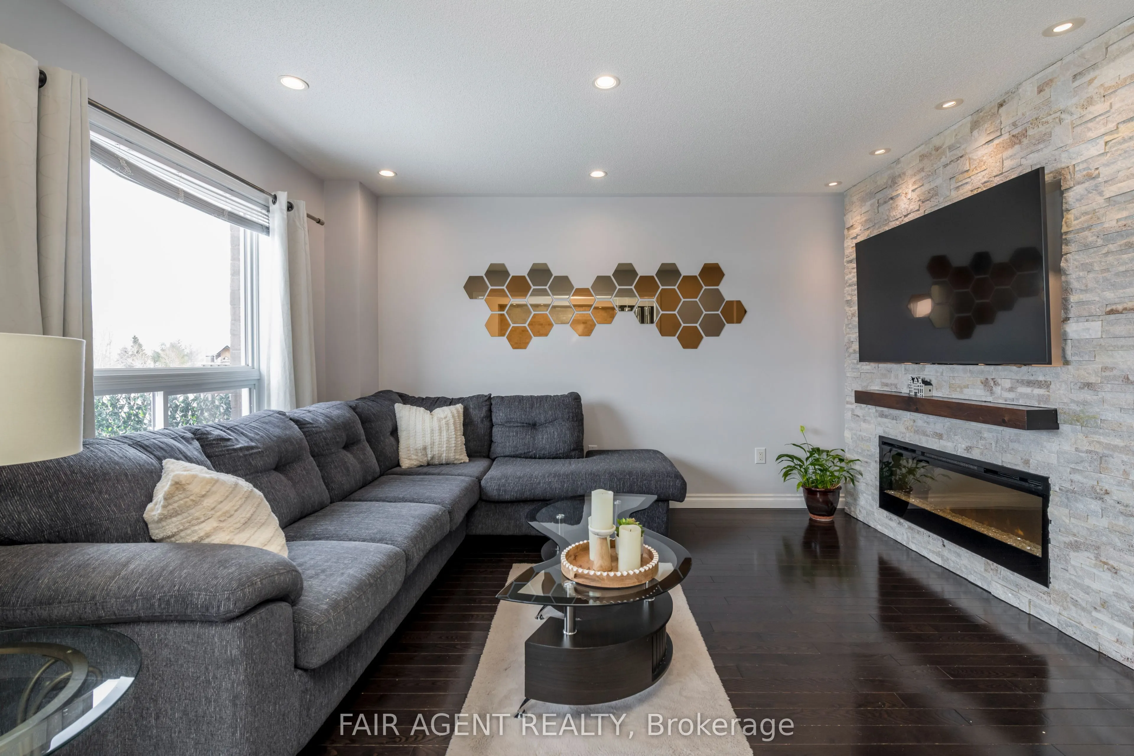 1204 Mary-Lou Street