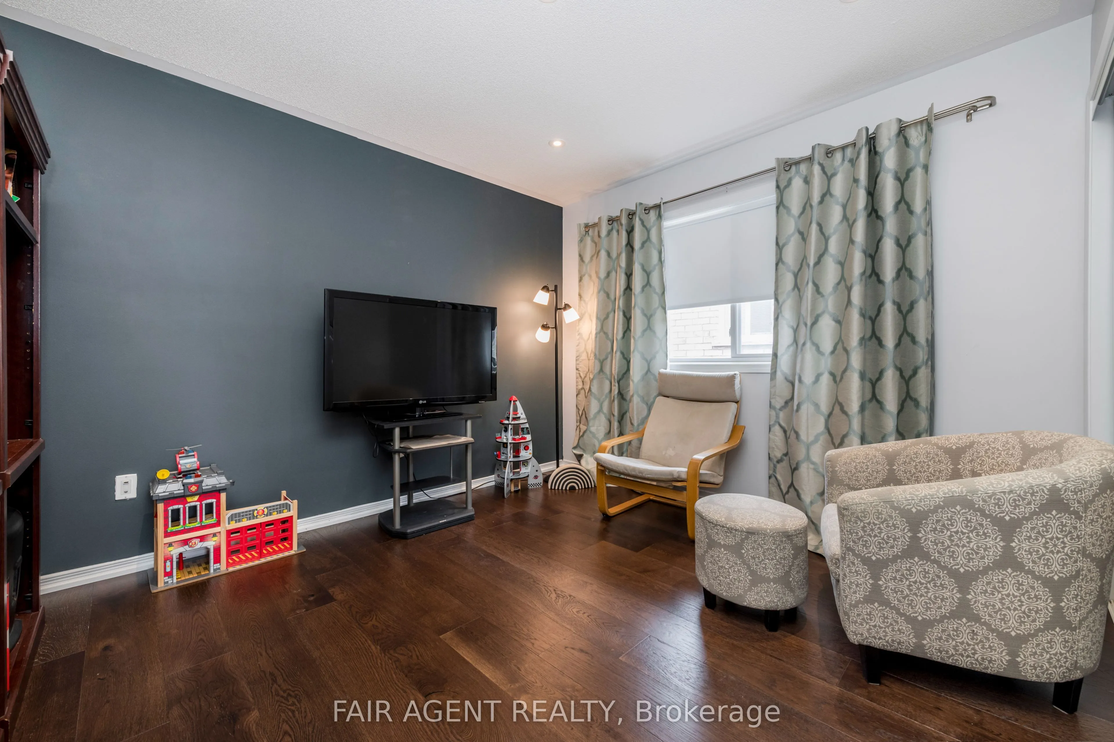 1204 Mary-Lou Street