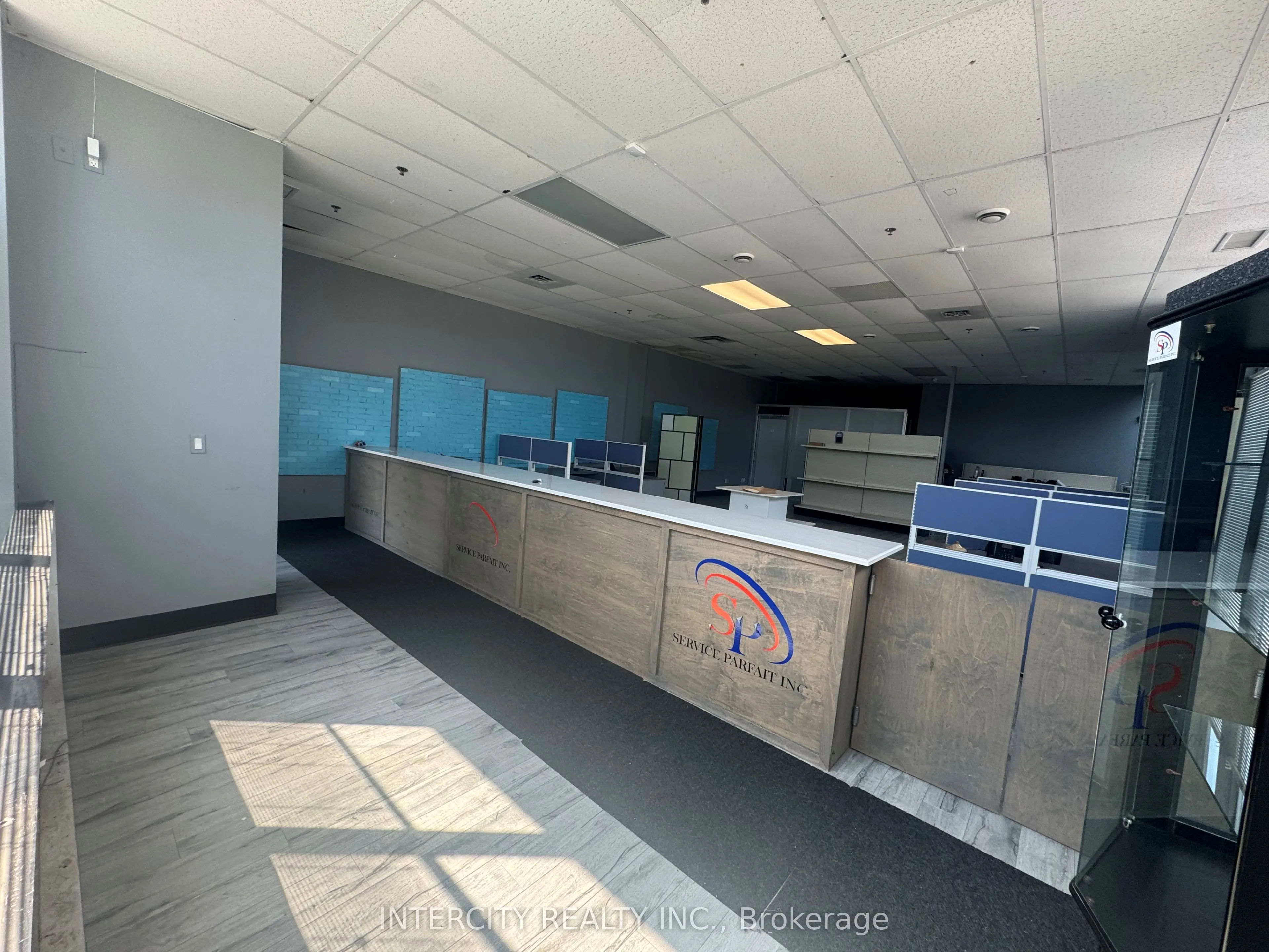 2100 Steeles Avenue, #9