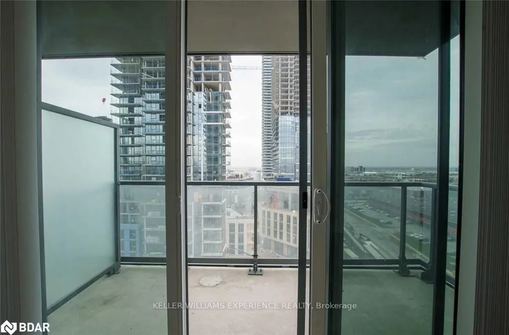 7895 Jane Street, #1111