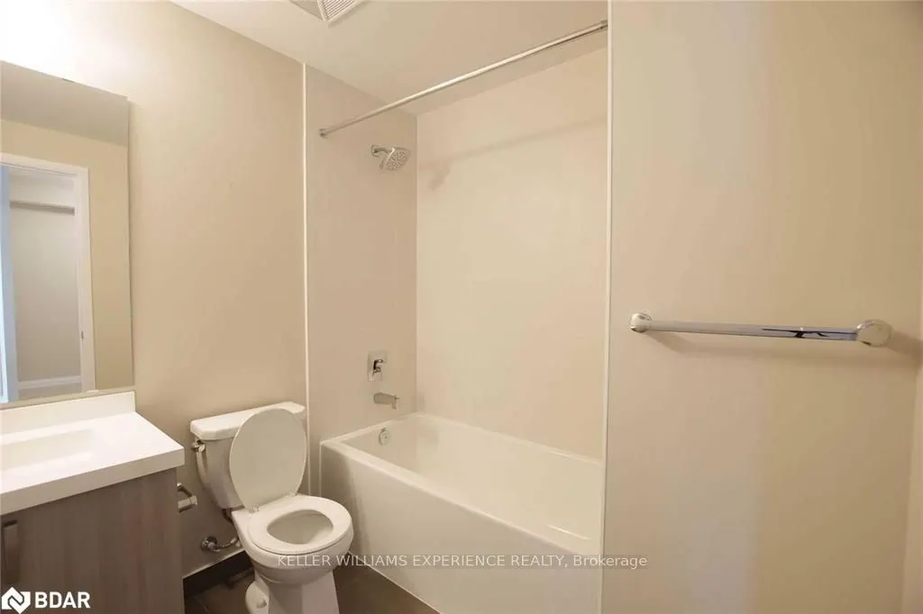 7895 Jane Street, #1111