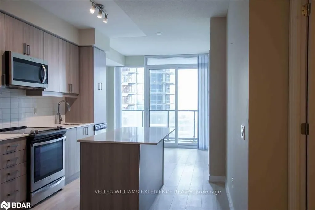 7895 Jane Street, #1111