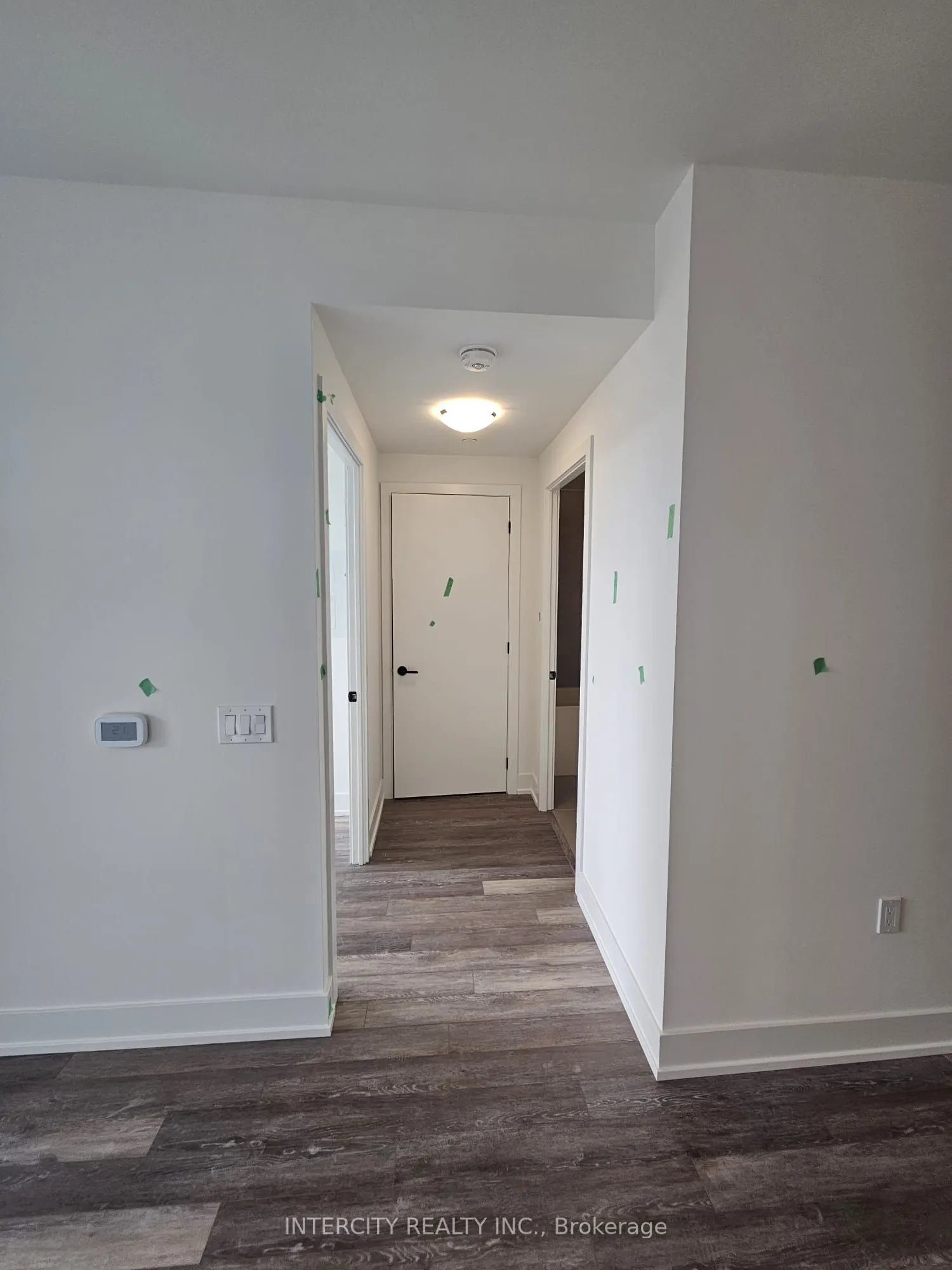 2075 King Road, #433