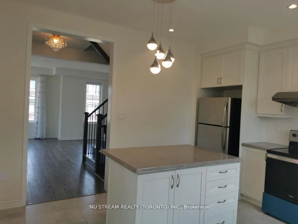 93 Casely Avenue