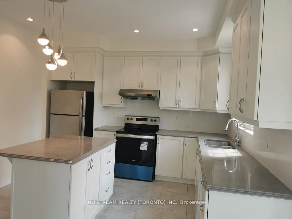 93 Casely Avenue