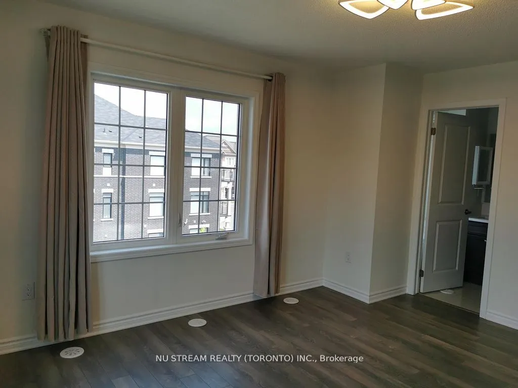 93 Casely Avenue