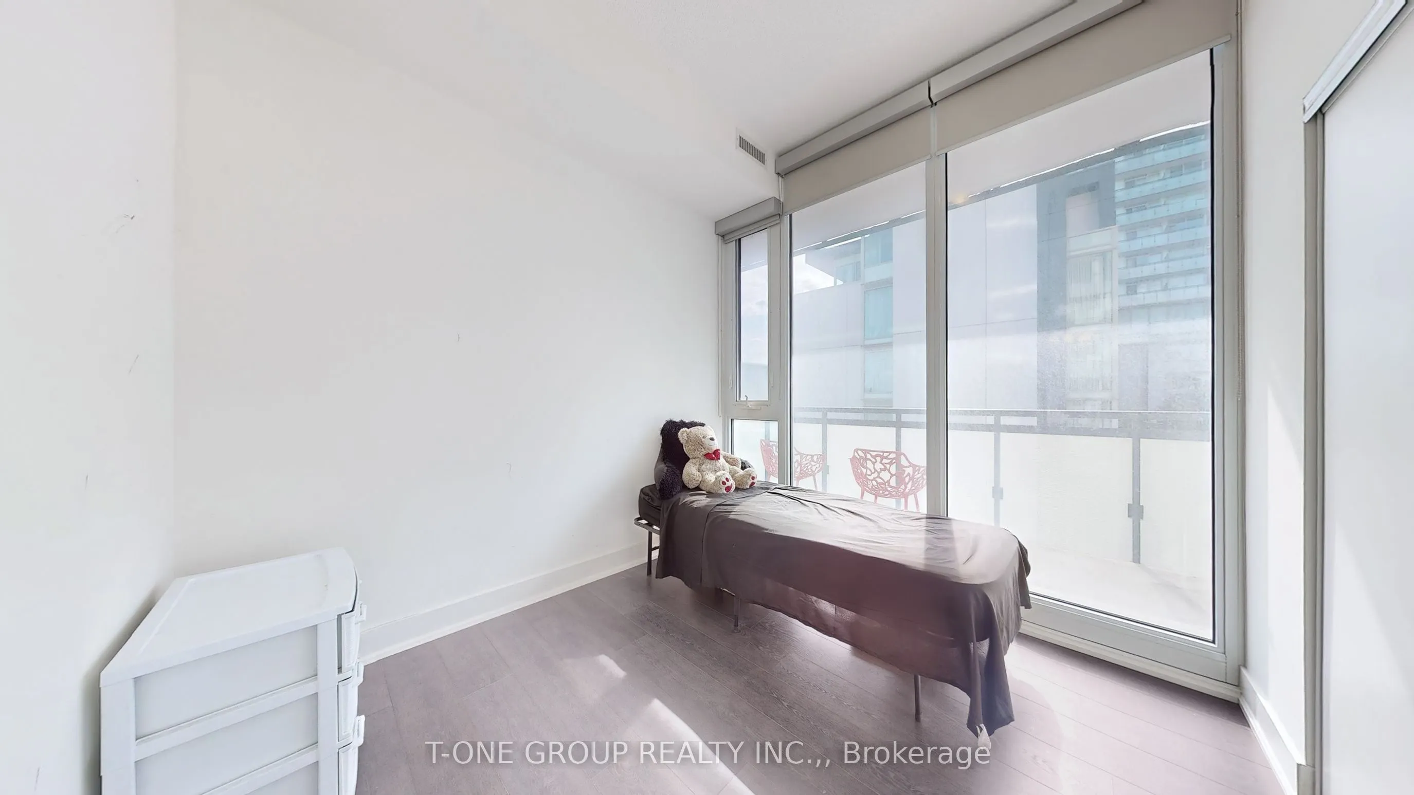180 Enterprise Boulevard, #404