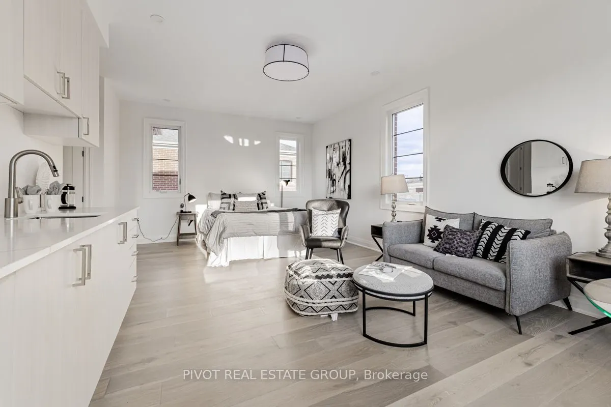 5 Rowe Street