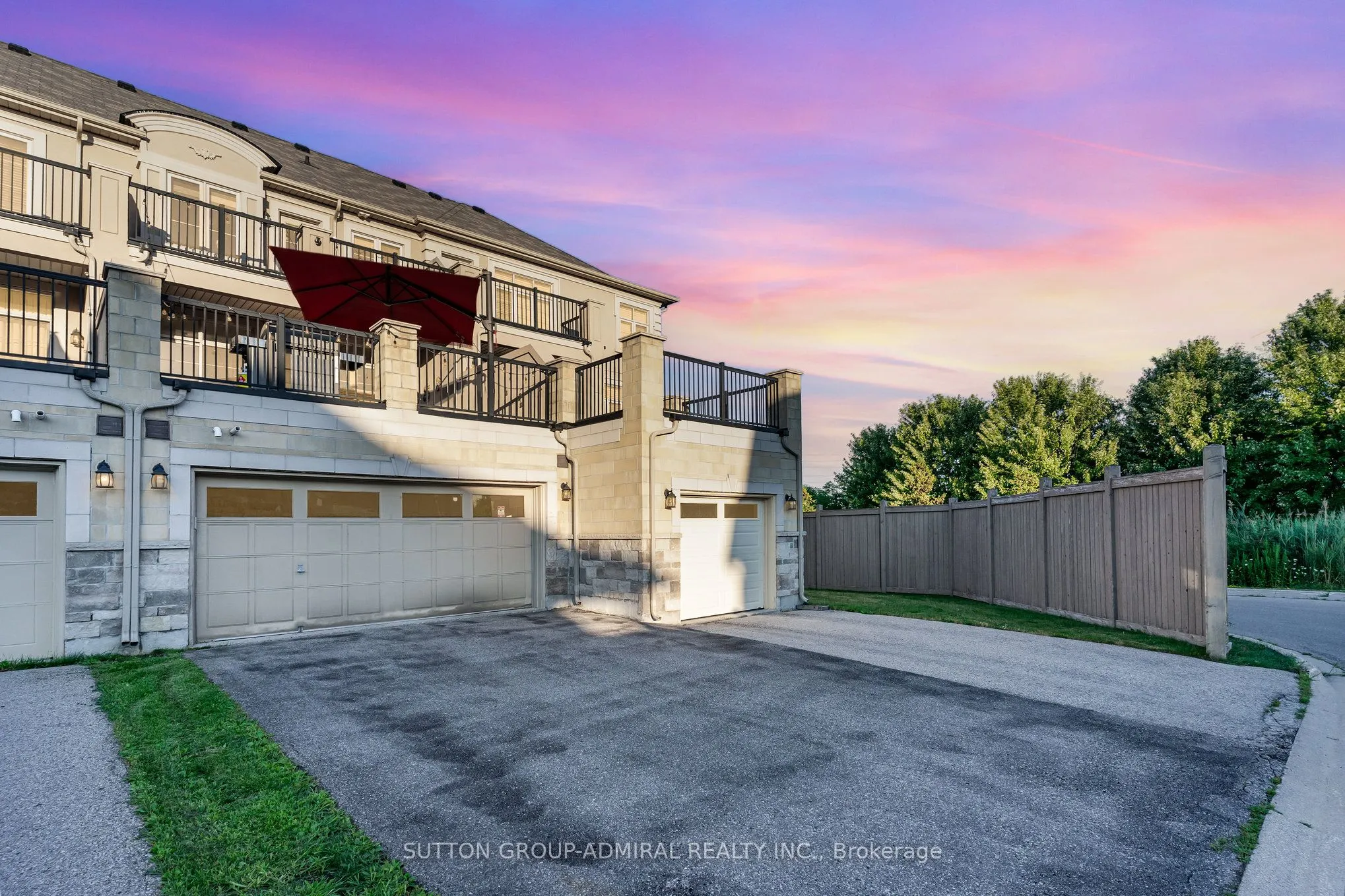 32 Grand Trunk Avenue