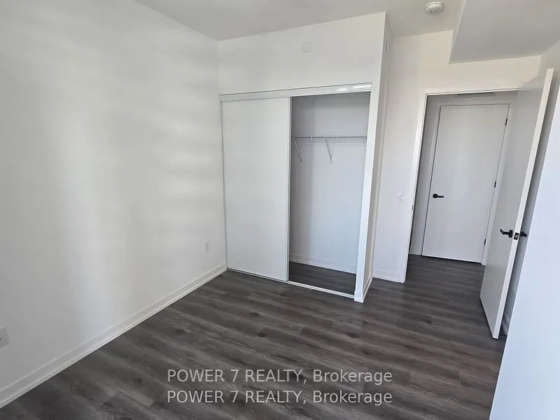 28 Interchange Way, #3805