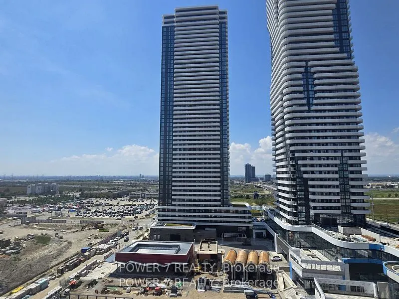 28 Interchange Way, #3805
