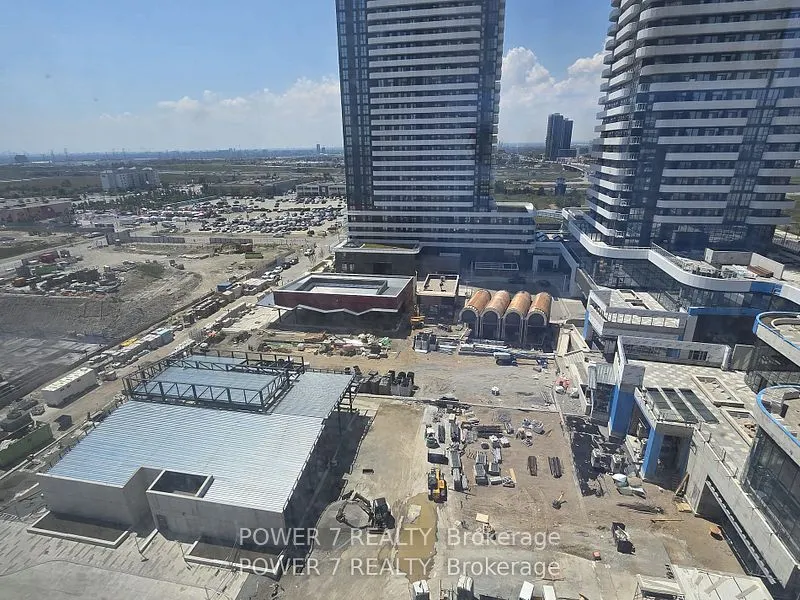 28 Interchange Way, #3805