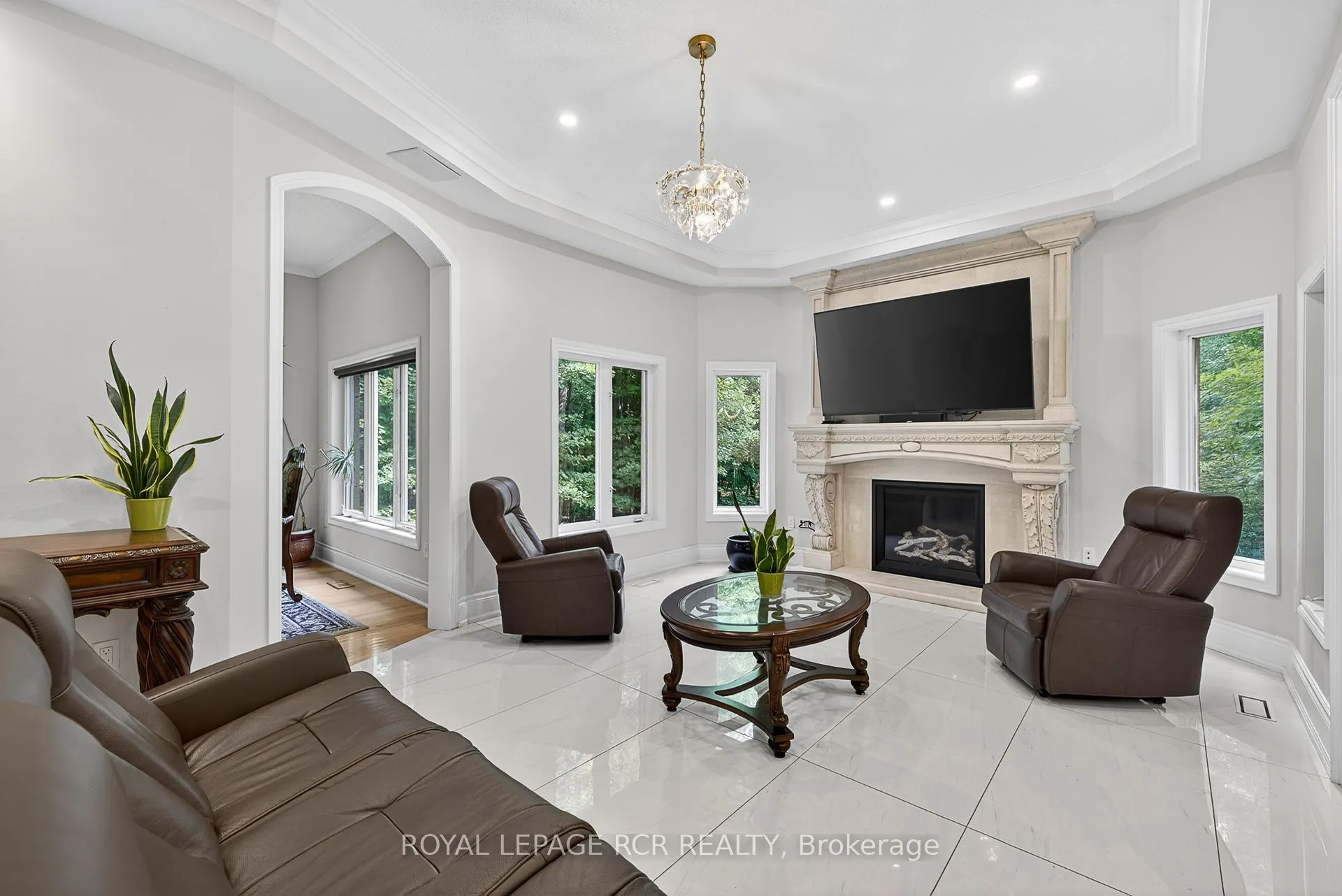 45 Lake Woods Drive