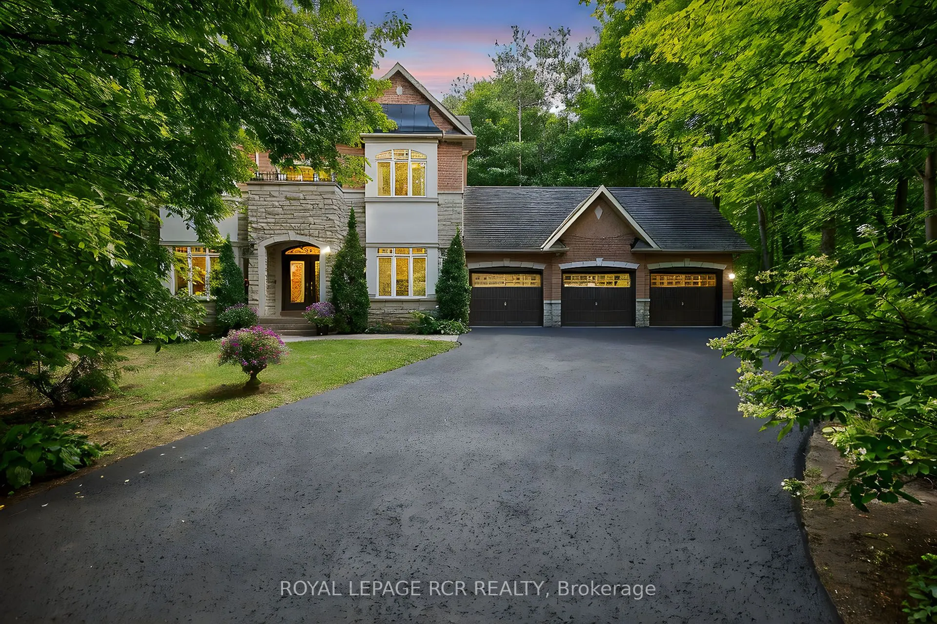 45 Lake Woods Drive
