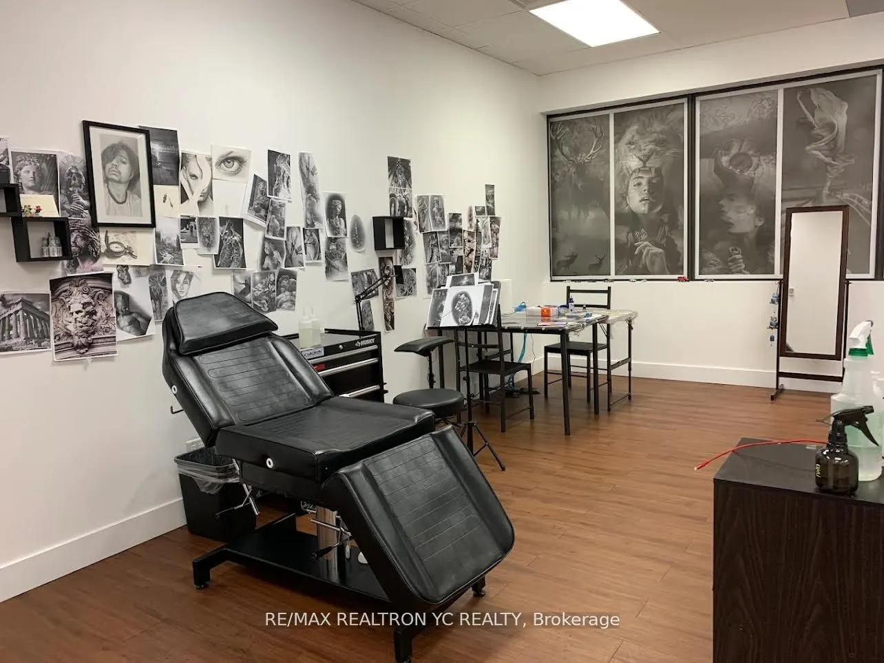 398 Steeles Avenue W, #215