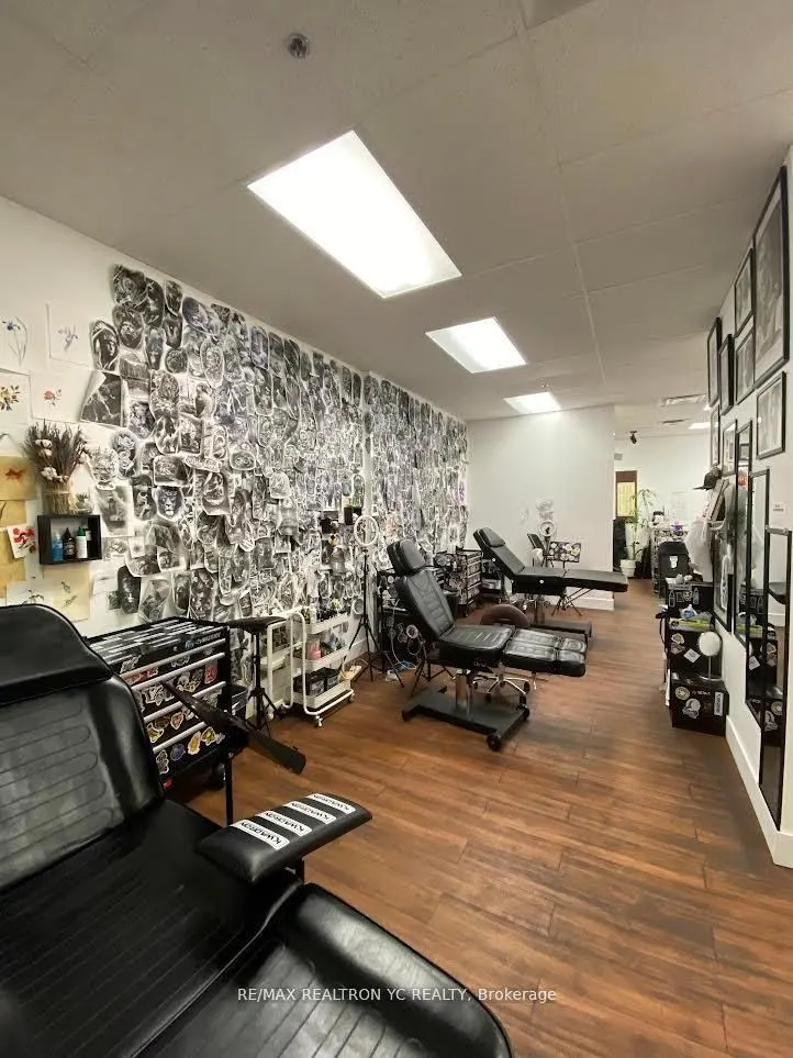 398 Steeles Avenue W, #215