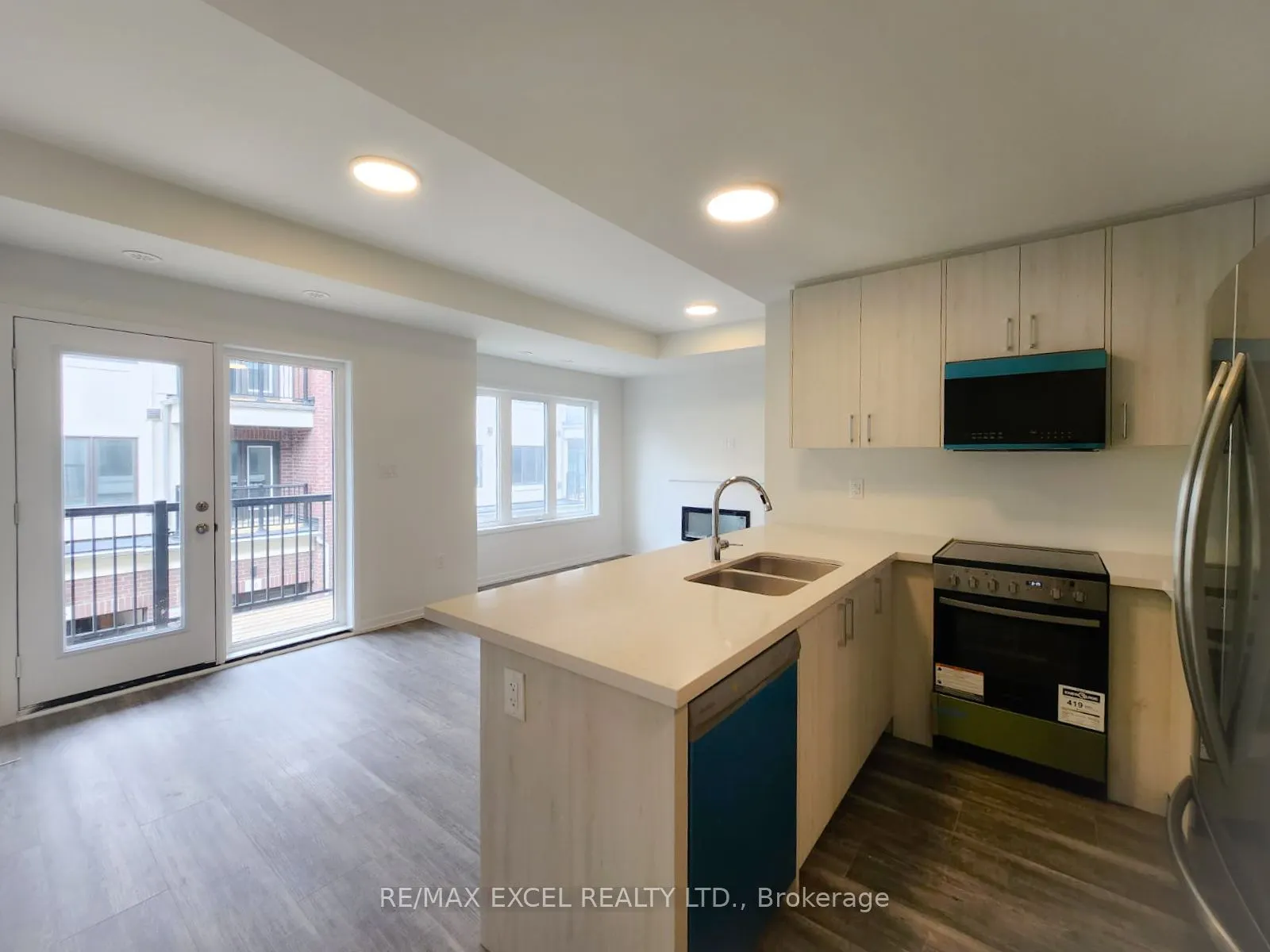 119 Matawin Lane, #0059