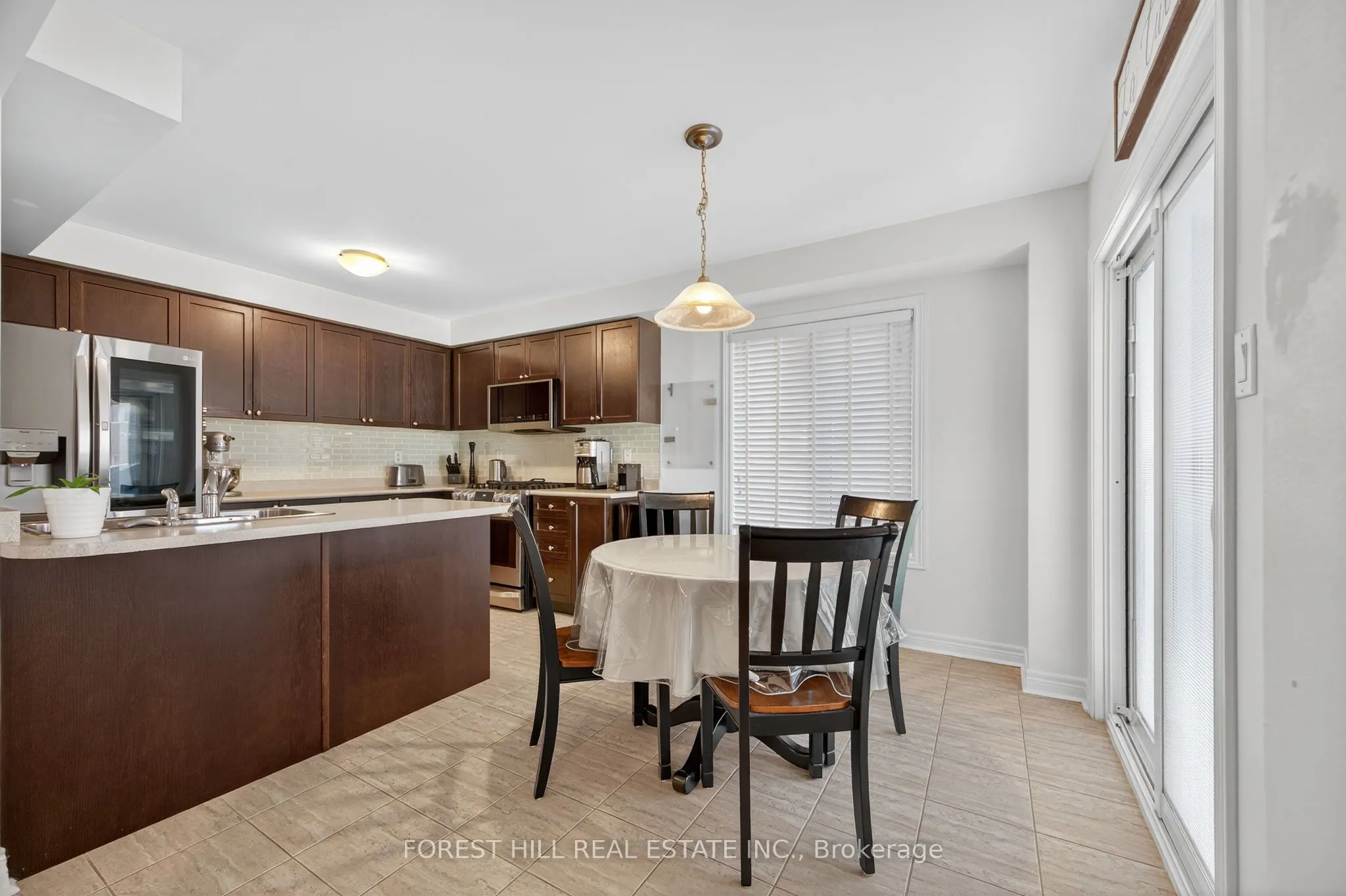 60 Sundragon Trail