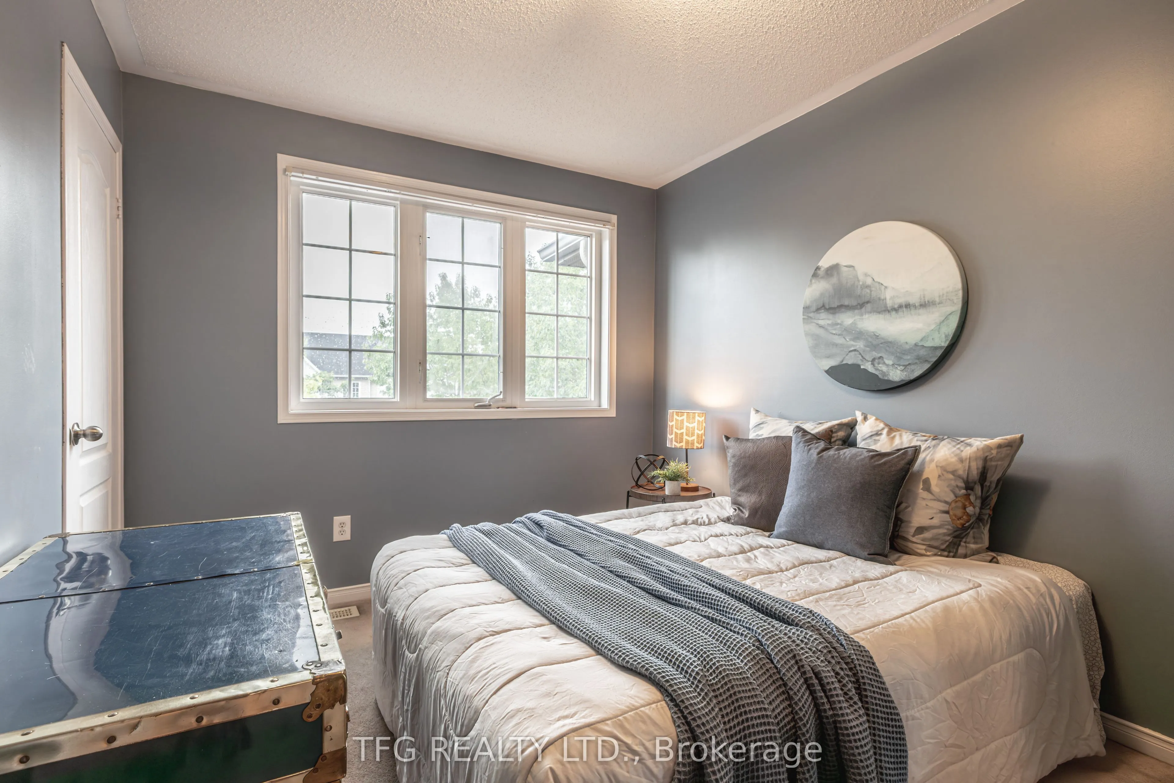 84 Stotts Crescent