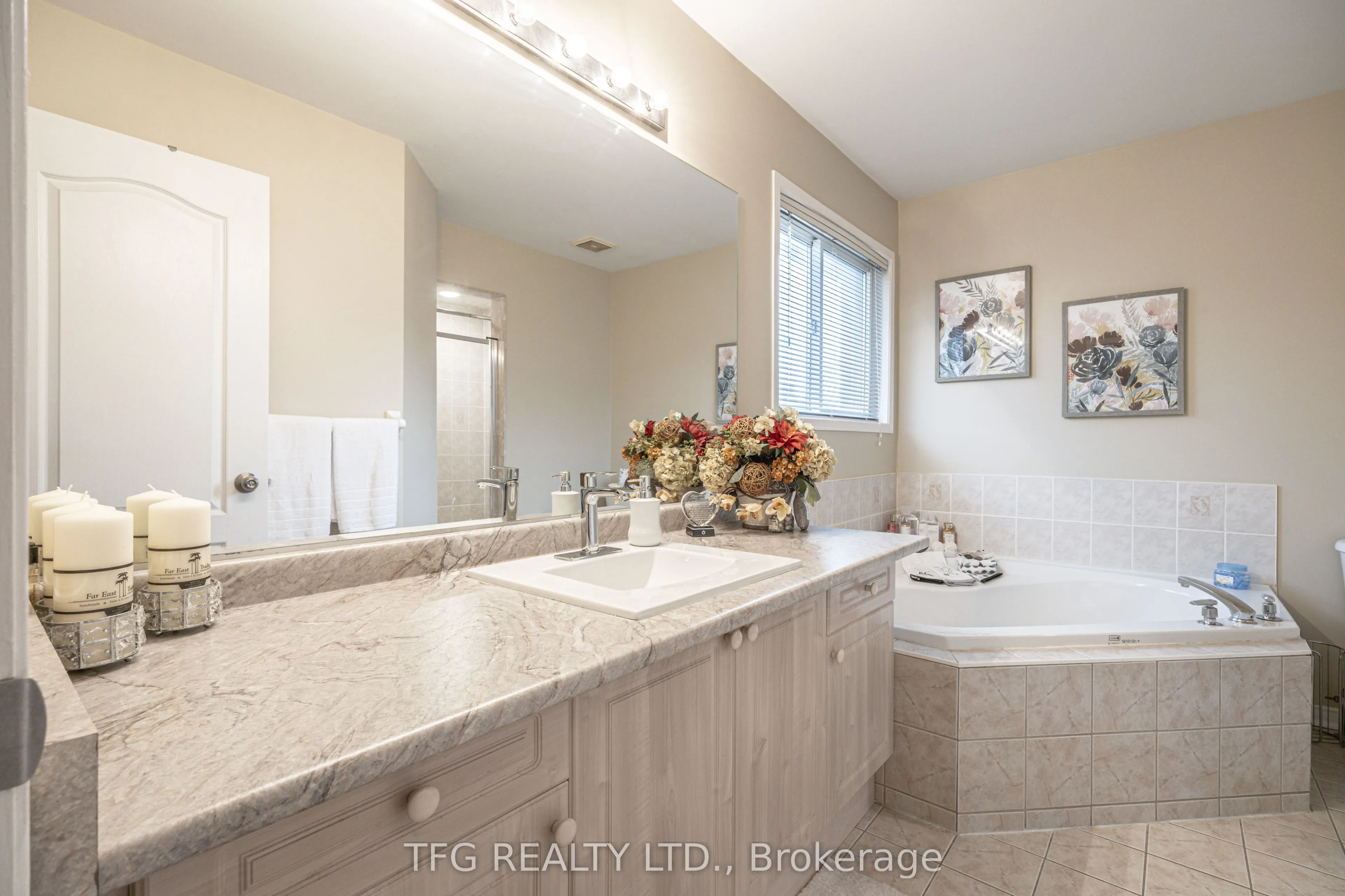 84 Stotts Crescent