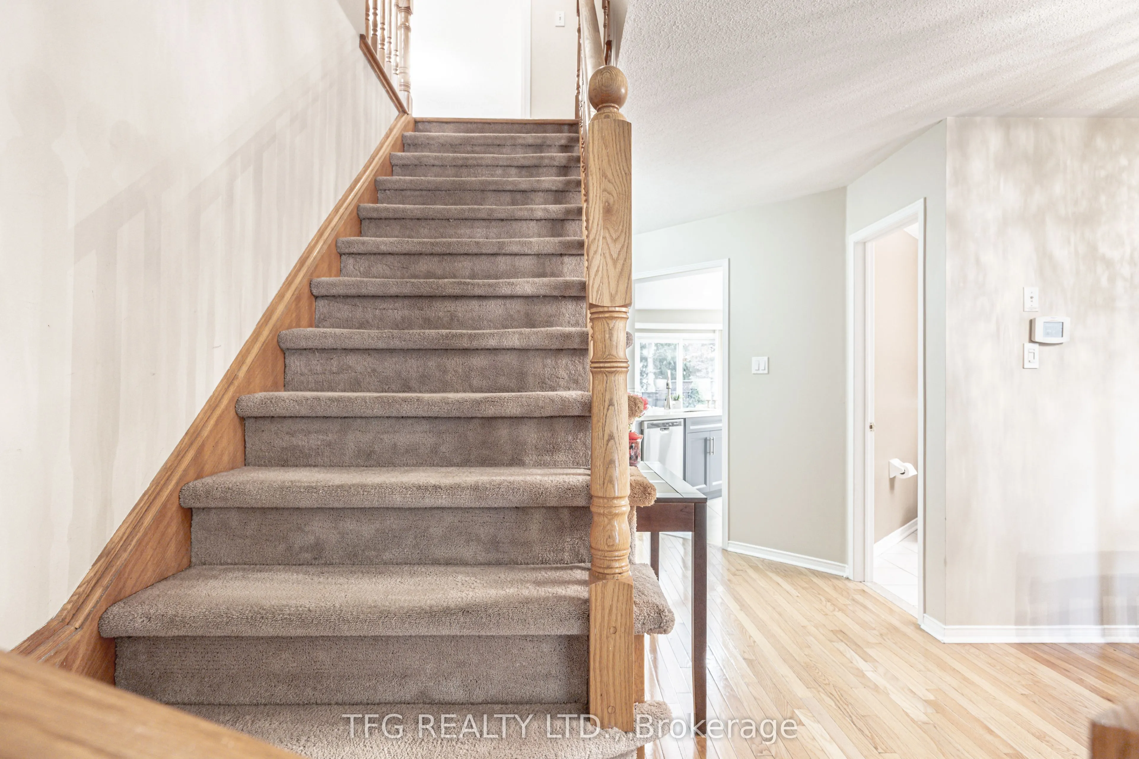 84 Stotts Crescent