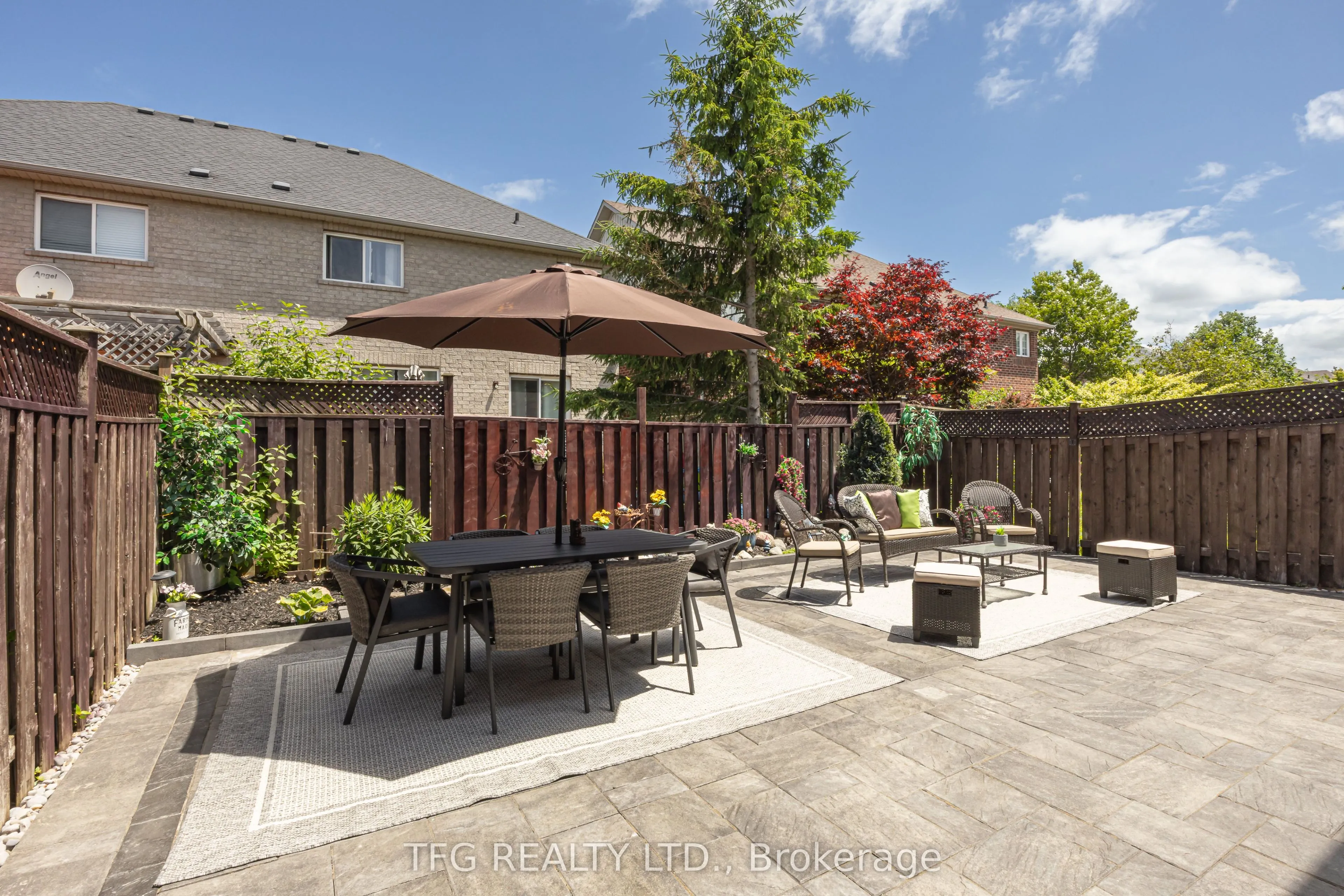 84 Stotts Crescent