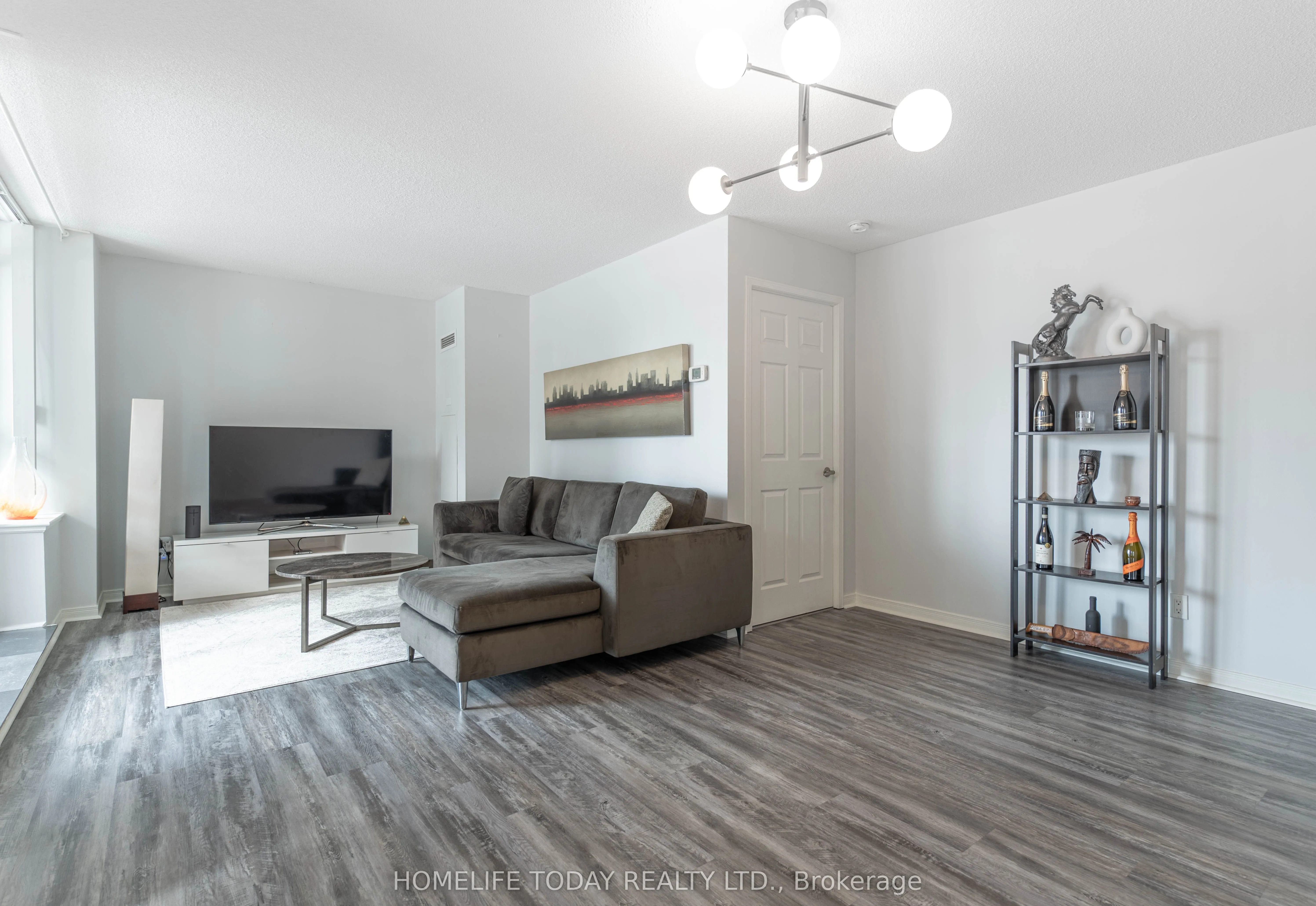 73 King William Crescent, #510