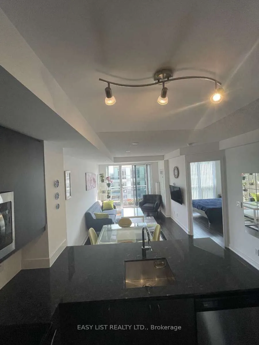 9201 Yonge Street, #1108