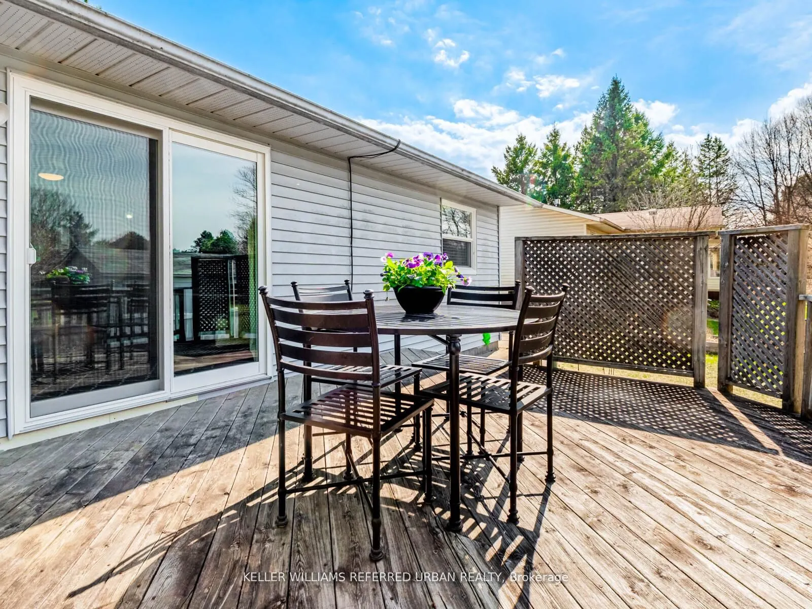 114 Tecumseth Pines Drive