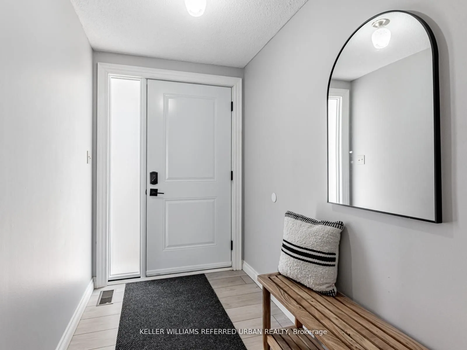 114 Tecumseth Pines Drive