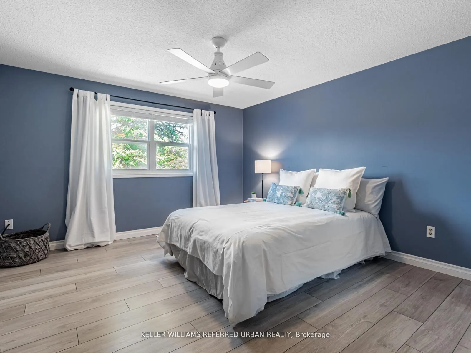 114 Tecumseth Pines Drive