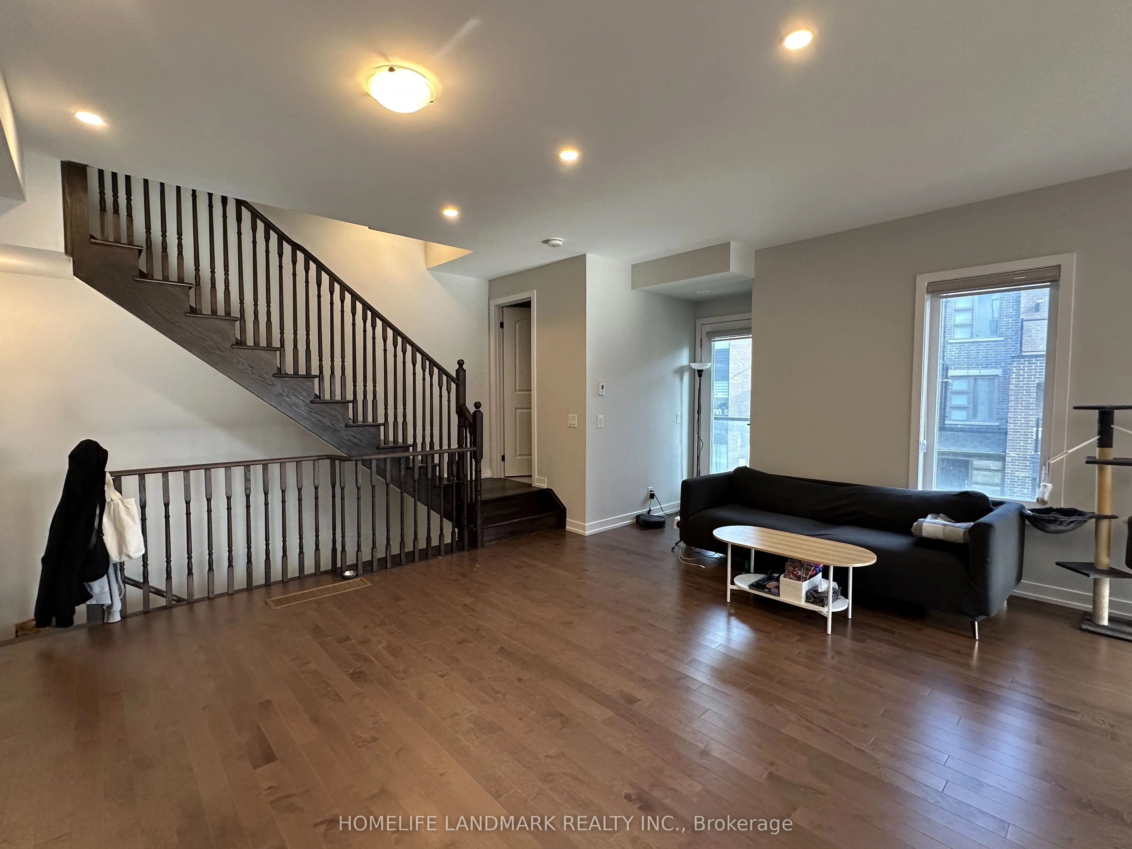 21 Gothenburg Lane