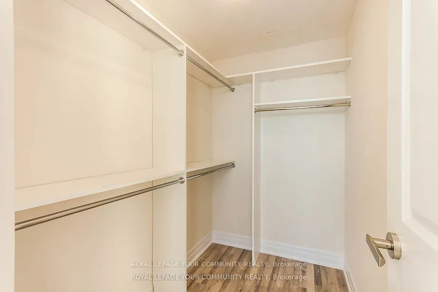 9075 Jane Street, #1605