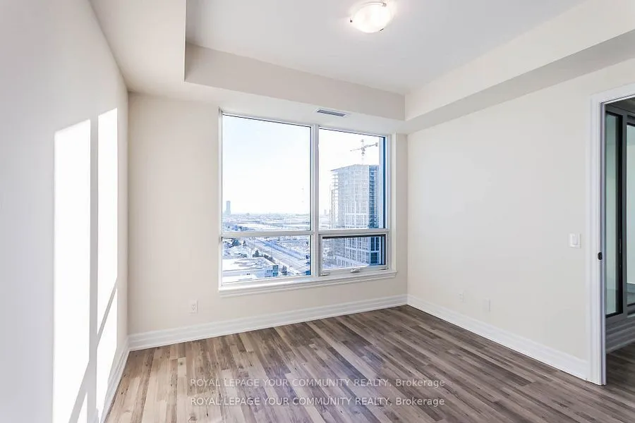 9075 Jane Street, #1605