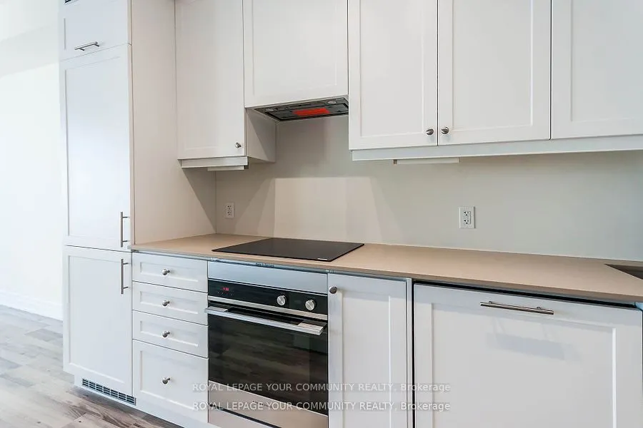 9075 Jane Street, #1605