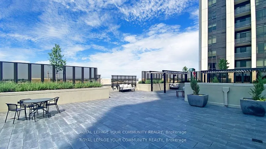 9075 Jane Street, #1605