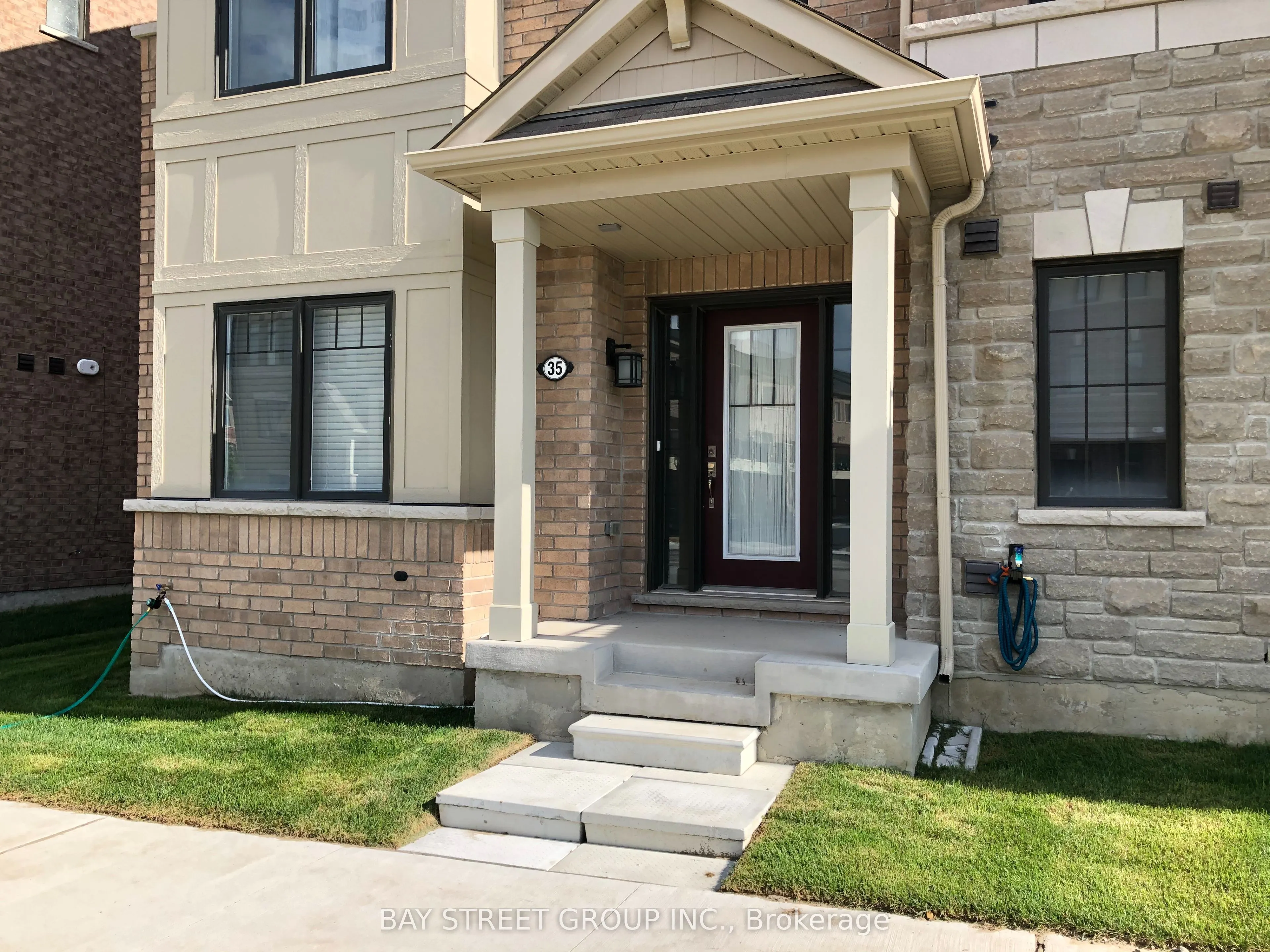 35 George Peach Avenue