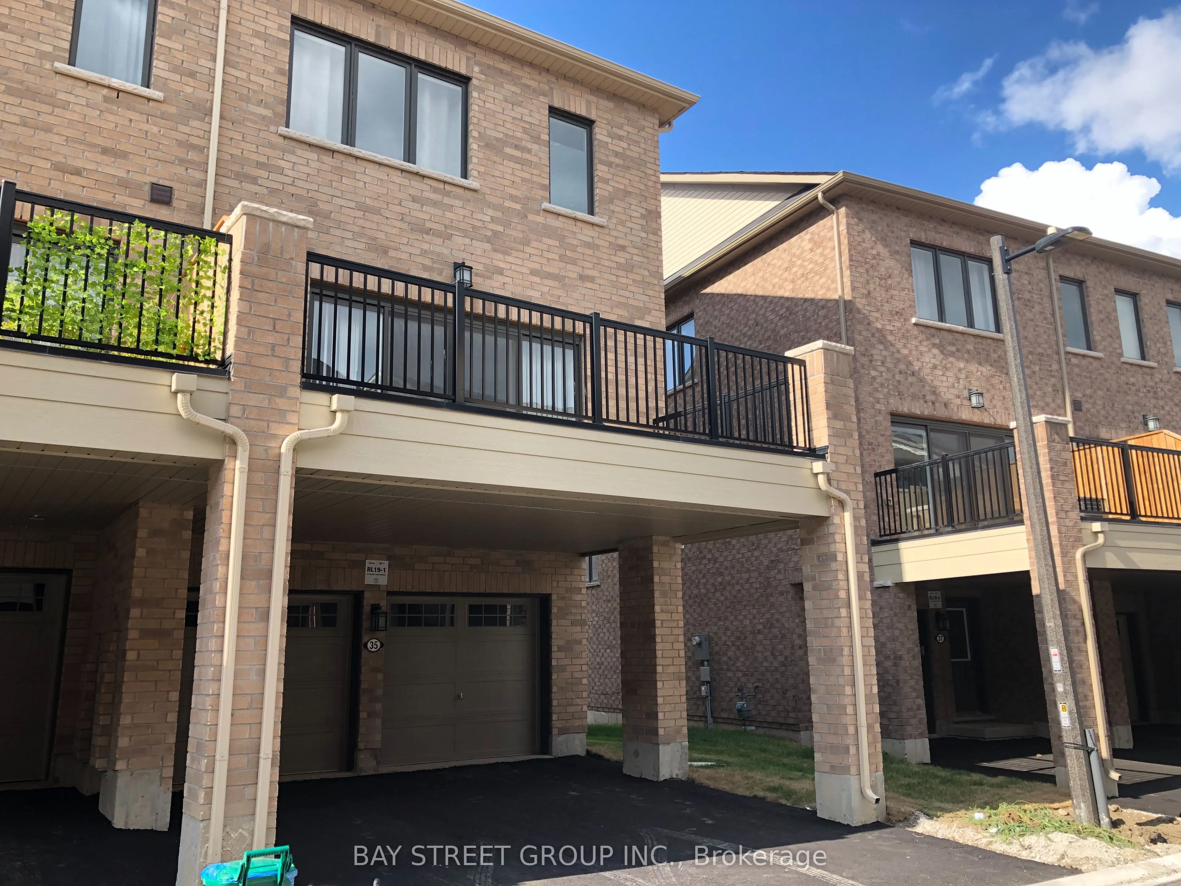 35 George Peach Avenue