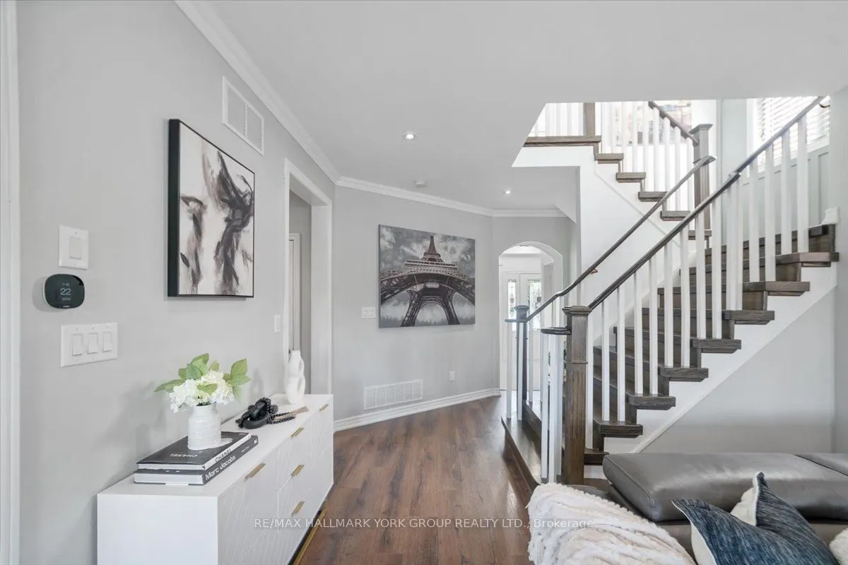 28 West Park Avenue