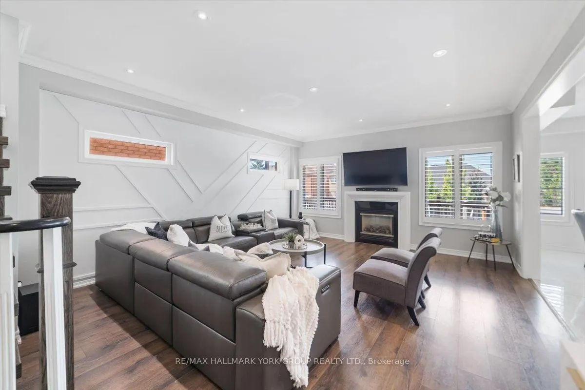 28 West Park Avenue