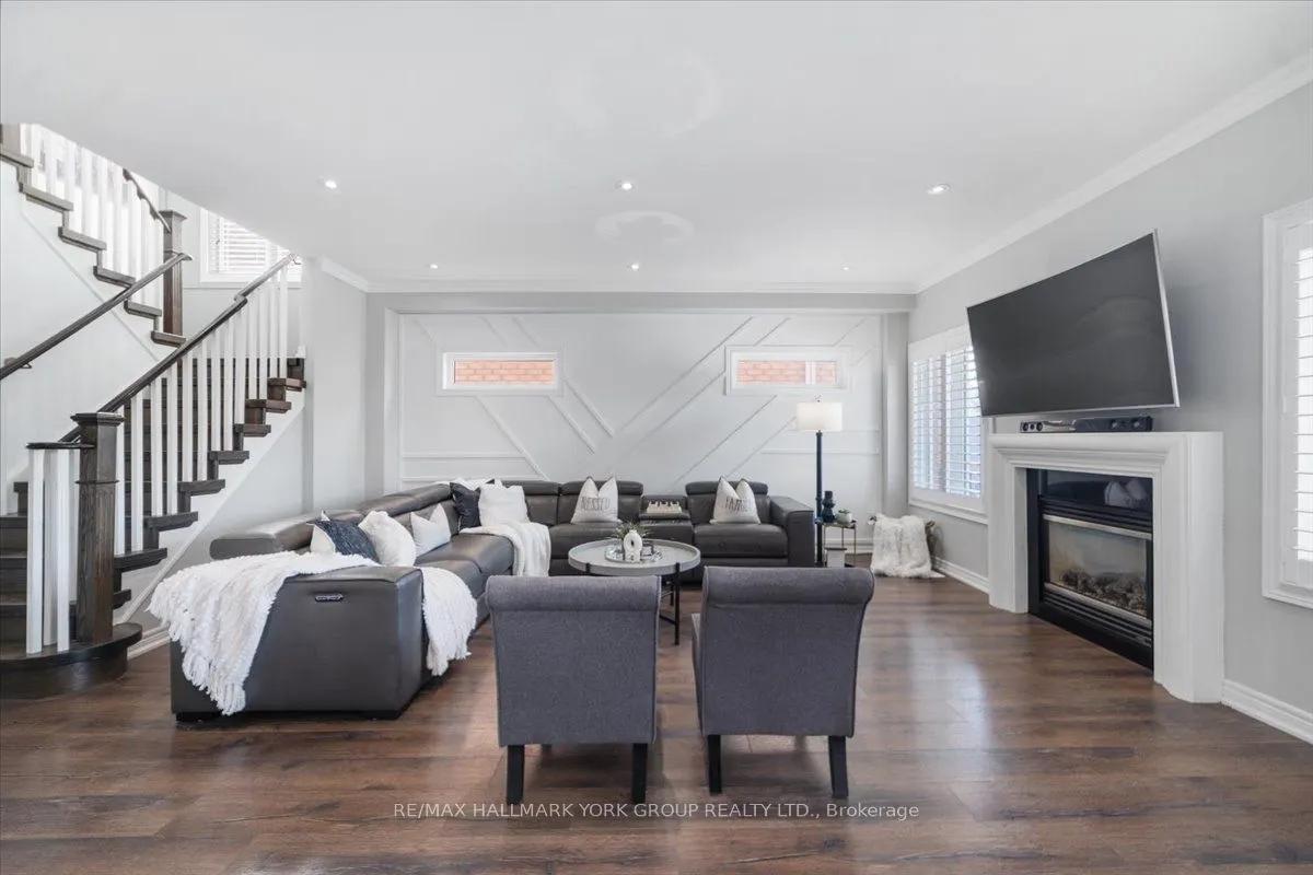 28 West Park Avenue